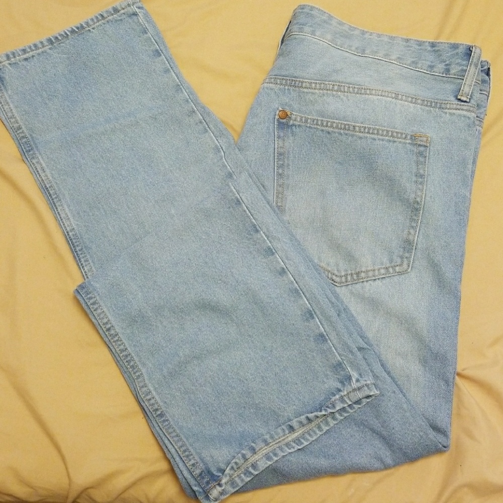 Light wash jeans